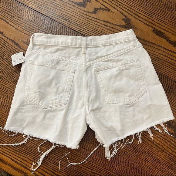 We the Free Maggie Mid-Rise Jean Shorts Optic White Size 27 Destroyed Distressed - Picture 5 of 11